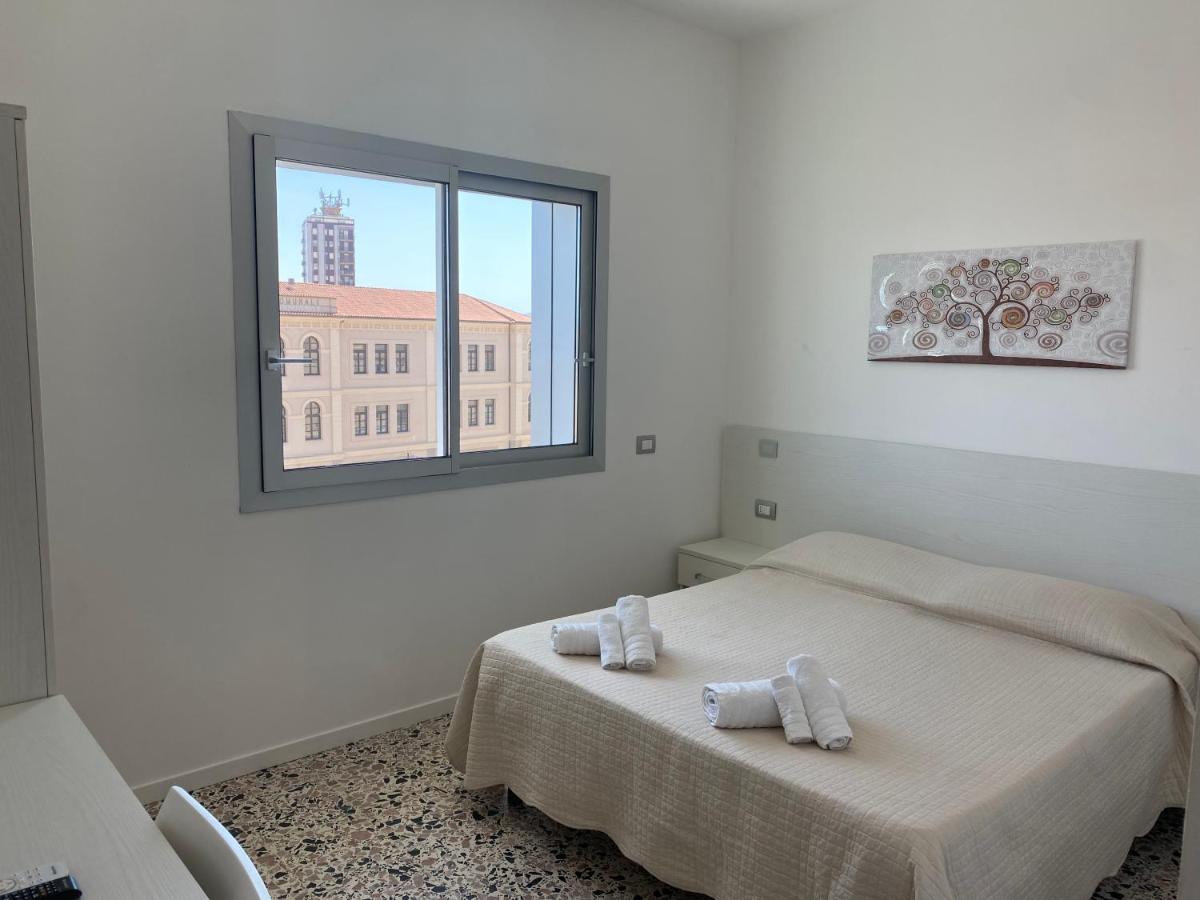 Molo Brin Rooms & Suites 올비아 외부 사진