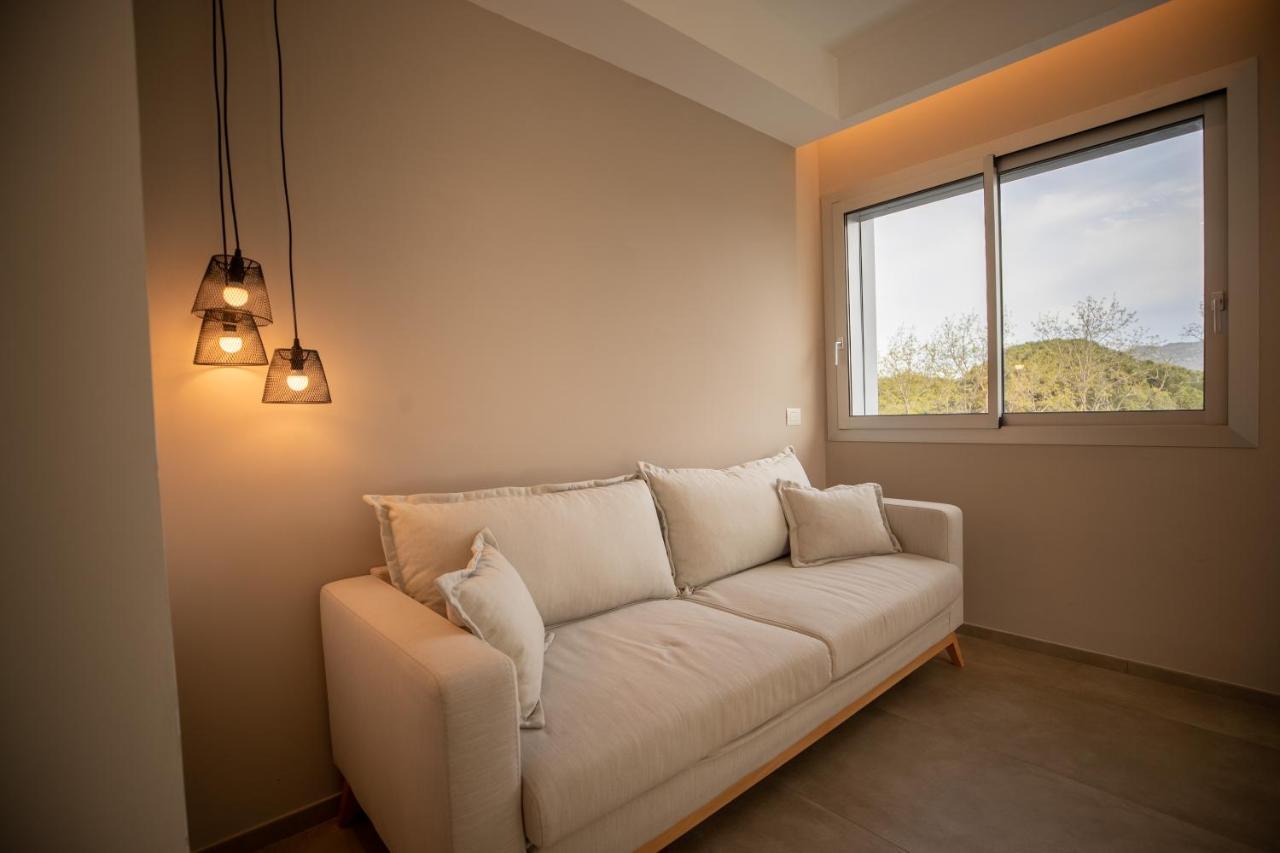 Molo Brin Rooms & Suites 올비아 외부 사진
